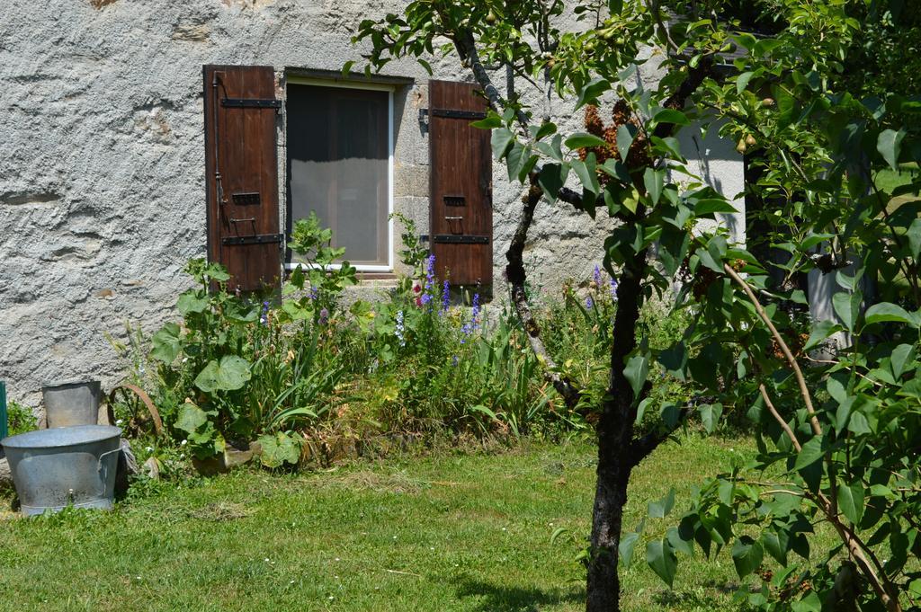 Hotel Les Ecuries de La Sabatarié Cambounes Esterno foto